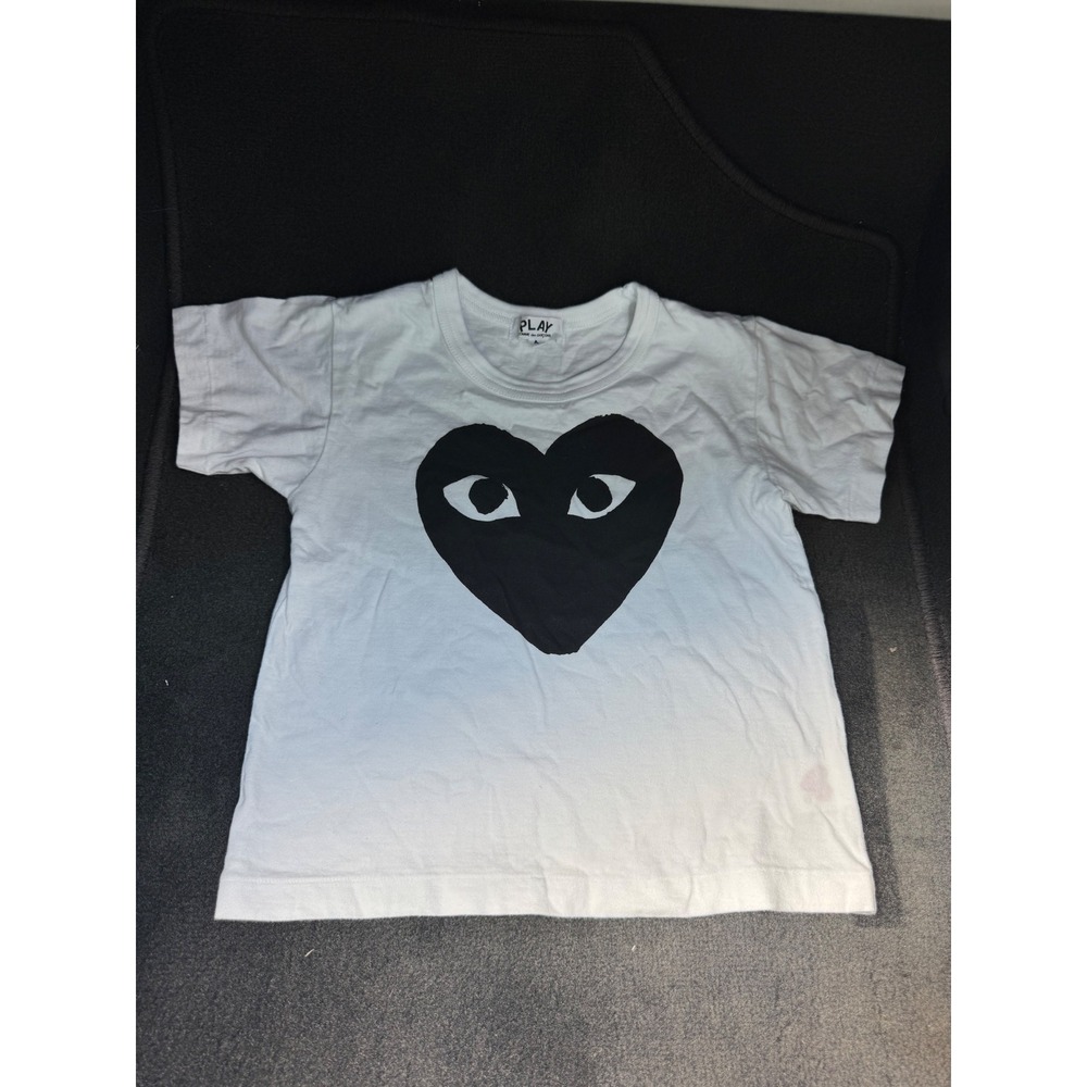 Comme des Garcons Play Kids White T-Shirt Black Heart Logo Size 4 Made in Japan